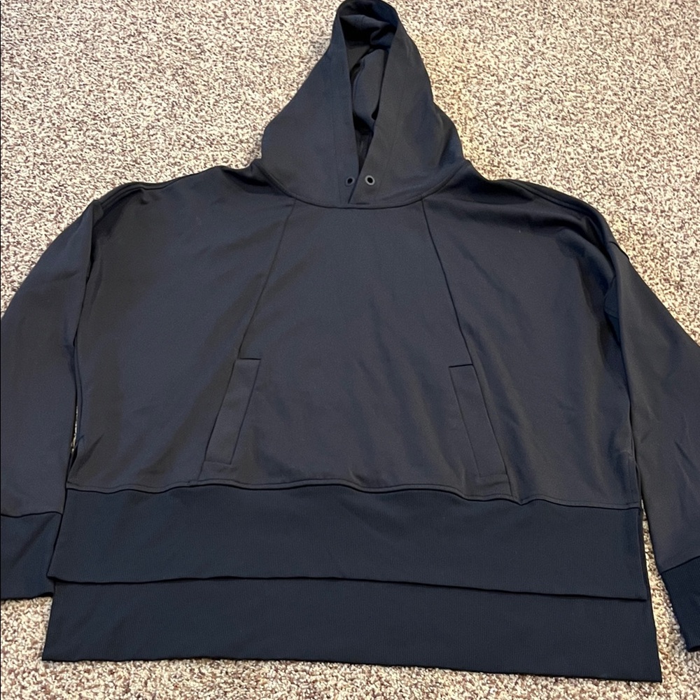 Athleta nylon/spandex hoodie, split sides, cropped front